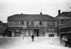 Folkets hus, Matr nr 11a i Molde. Molde Arbeiderparti. .Aarø