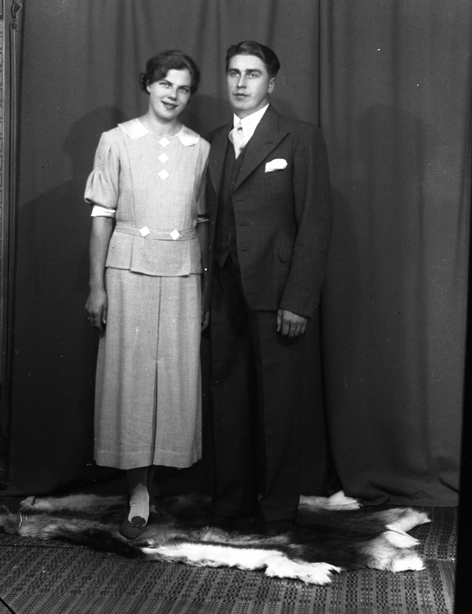 Familiegruppe.
Elisabeth Verner og Knut Braaten.