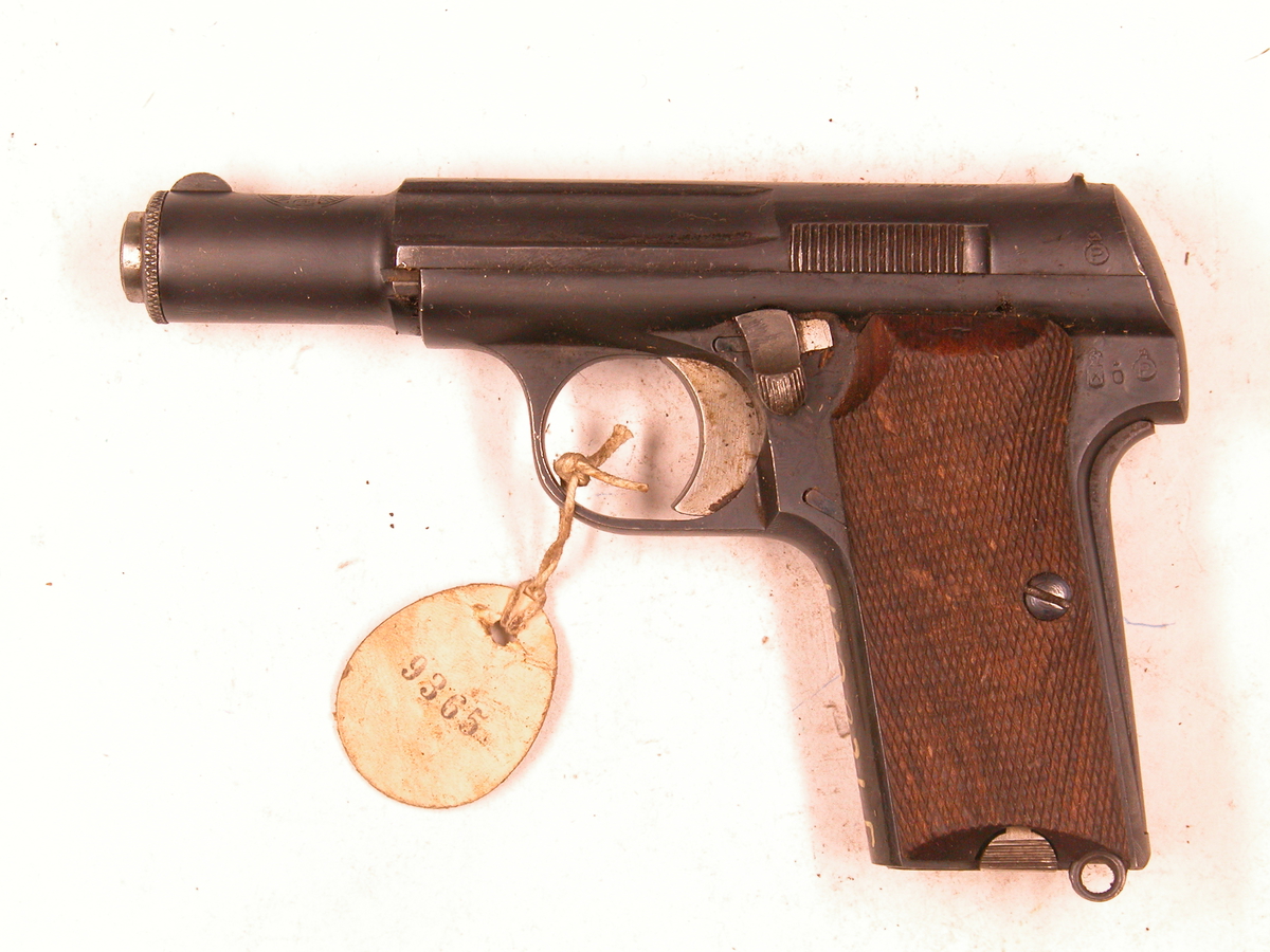Pistol 9 mm kort Astra 300