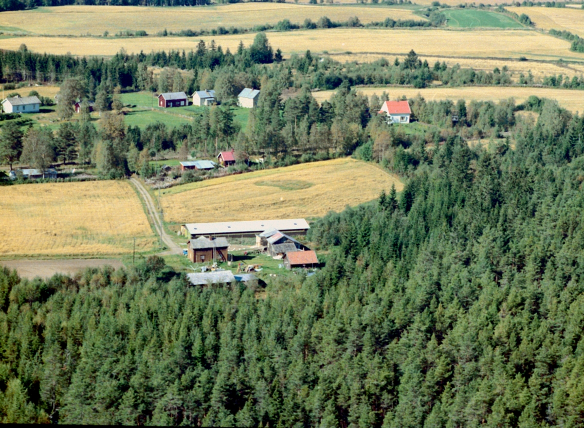 Flyfoto, Hanstad, Østroa, Løten.