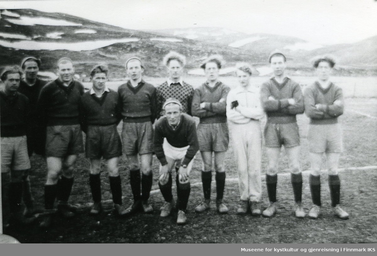 Gamvik A-lag i fotball. Gamvik 1949. Gamvik hadde et fantastisk A-lag som ble kretsmestere 18 år på rad.
