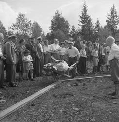 Noralf Steigedal i konkurranse med sluskebåre under stevne p