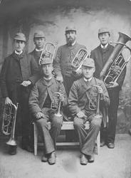 Frosta Bygdeorkester ved stiftelsen i 1887.