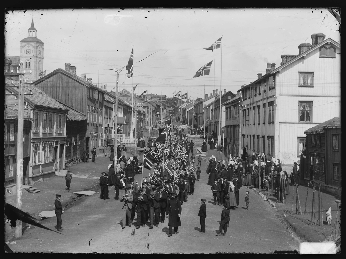 17-maitoget på Røros i 1909