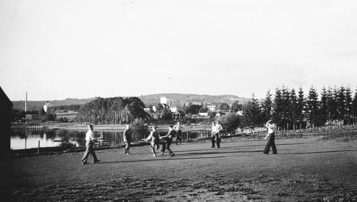 Hedmarksmuseet, Domkirkeodden. "Fotballtrening Odden" 12. 9. 1936