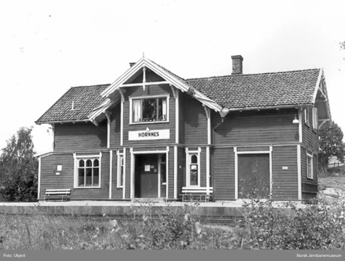 Hornnes stasjonsbygning